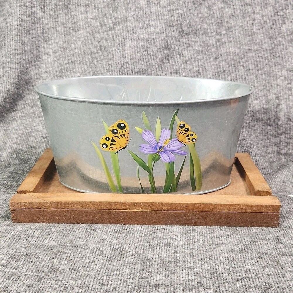 Greenbrier Galvanized Oval Planter Butterfly & Flower - Used
